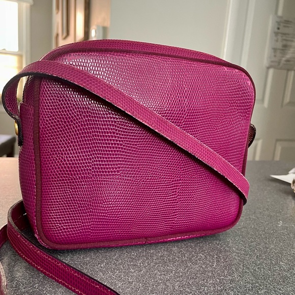 Vintage SALVATORE FERRAGAMO Raspberry Vara Embossed Leather Crossbody - Picture 3 of 11